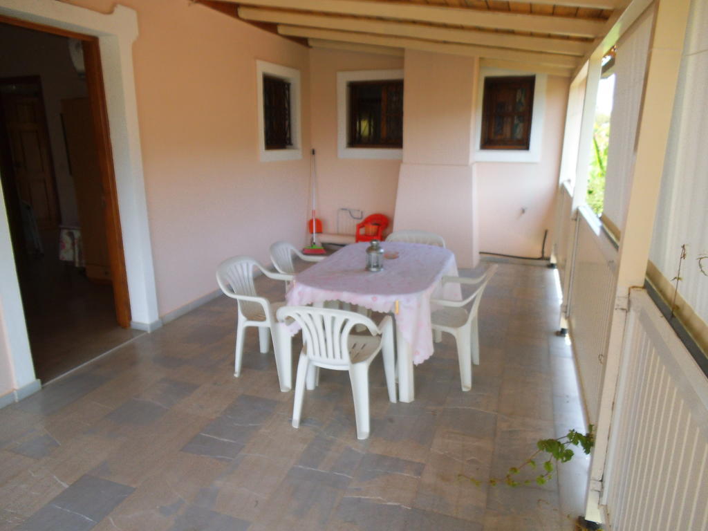 Villa Xenos Kalamaki  Exterior photo
