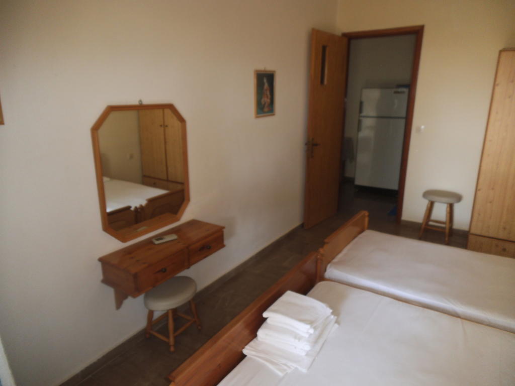 Villa Xenos Kalamaki  Room photo