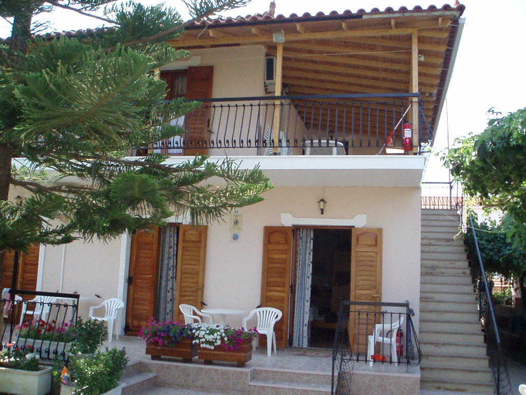 Villa Xenos Kalamaki  Exterior photo