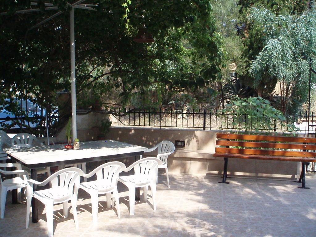 Villa Xenos Kalamaki  Exterior photo